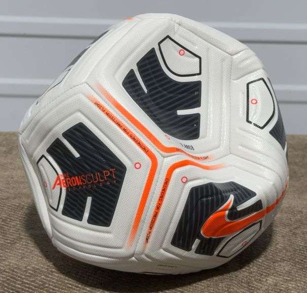 **NEW** Nike Aerosculpt Academy Team Soccer Ball Size 5