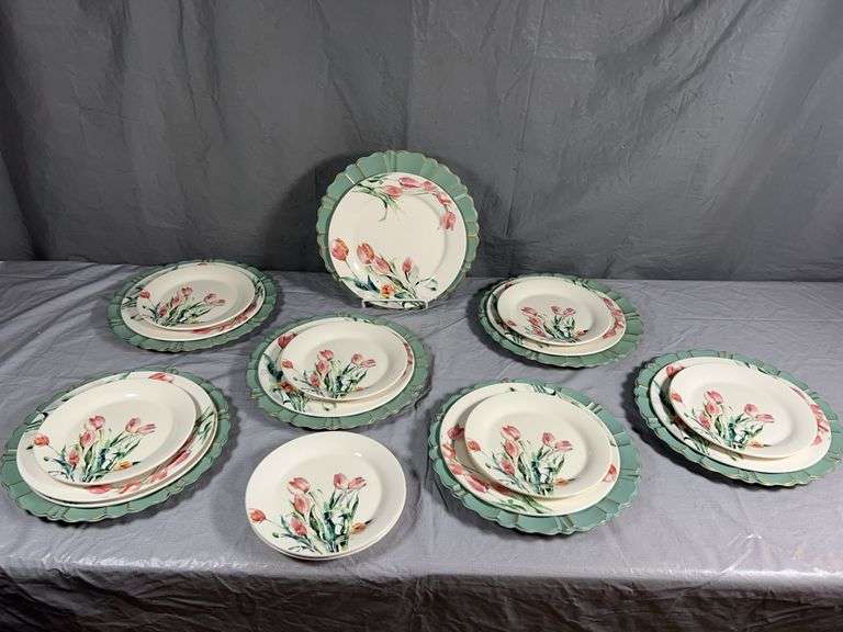 Pier 1 Dinnerware