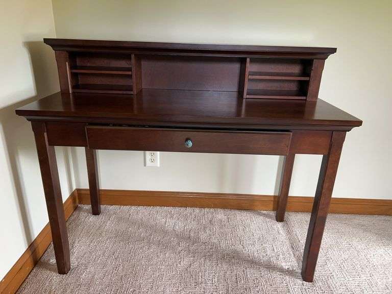 Modern Desk