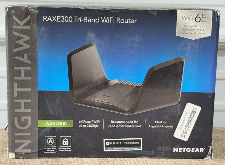**OPEN BOX/APPEARS NEW** NETGEAR Nighthawk Tri-Band WiFi 6E Router (RAXE300) - Black