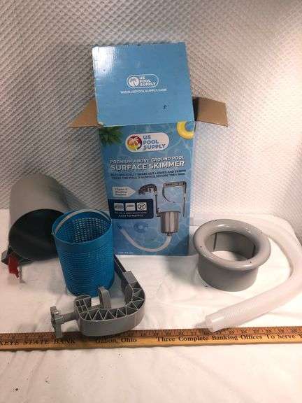 Pool Skimmer