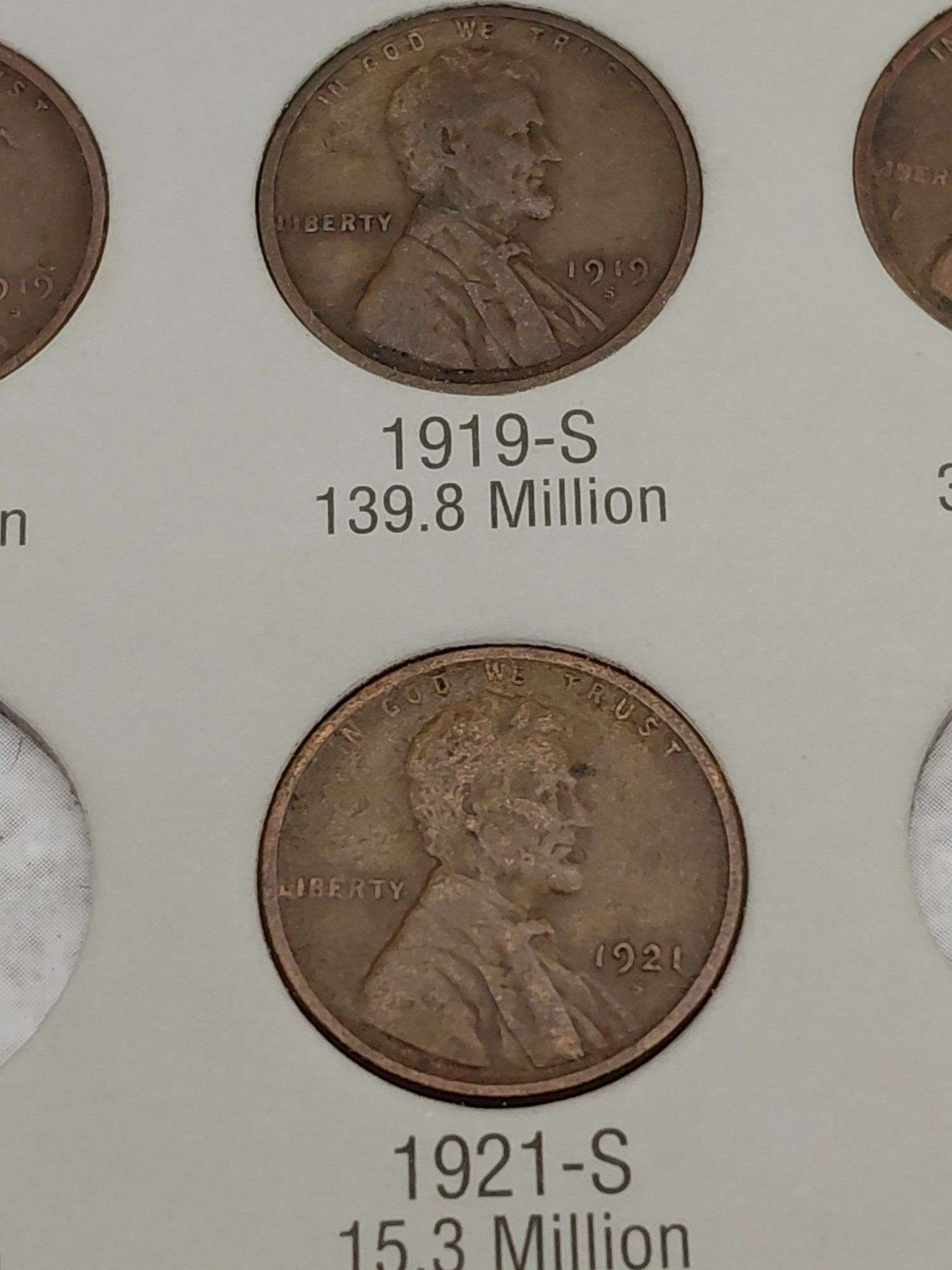 Lincoln Cent 1909-1940 Collector Book W/44 Wheat Pennies-1909