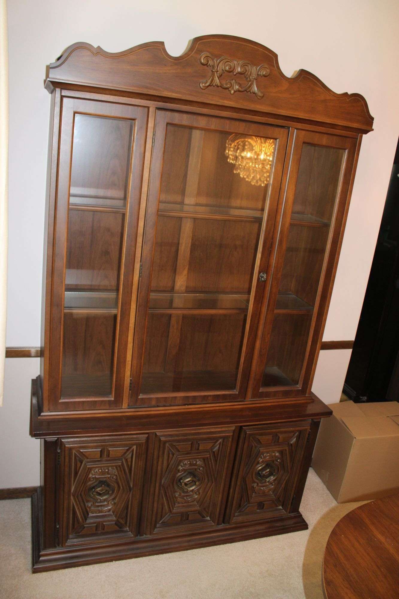 Fantastic Classic Furniture, Decor & Lighting! - Auction Ohio