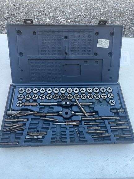 Craftsman Tap and Hex Die Tool Set in Hard Plastic Case
