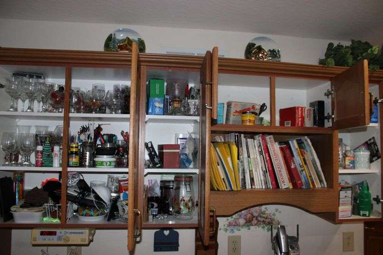 Kitchen Cabinet Contents