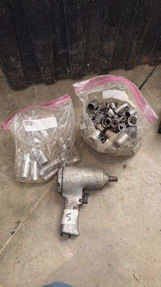 Air Impact Wrench with Sockets