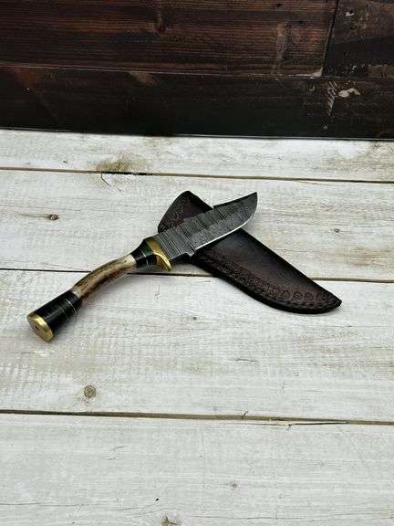 Damascus Steel Knife with Leather Sheath