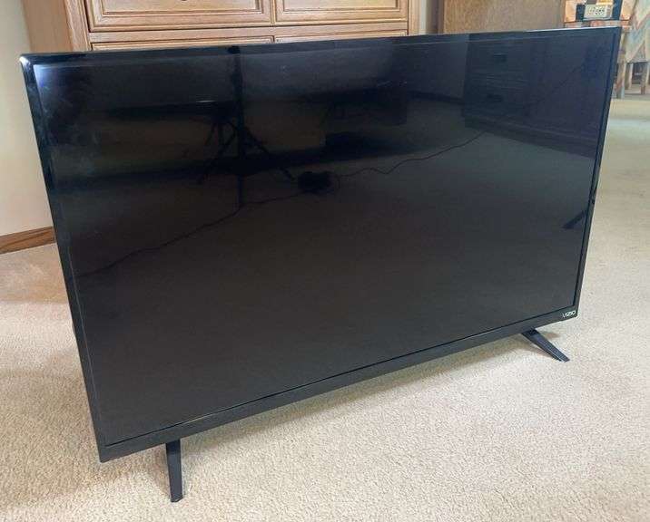 Vizio 38in TV