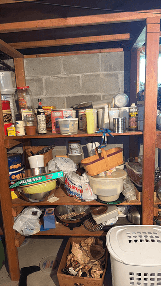 Assorted Kitchen Items Lot - Auction Ohio