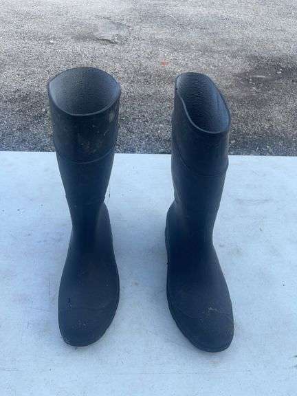Servus Black Rubber Boots, Size 13, Made in USA
