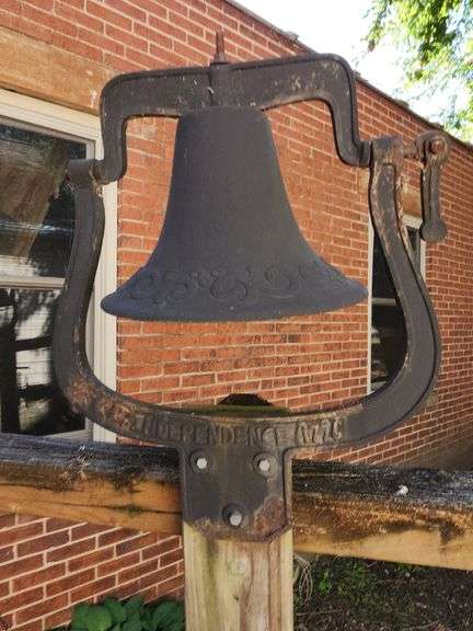 Cast Iron Bell Marked Independence 1776, Overall 20"X12.5"X22" *Buyer Will Need To Bring Tools To Re