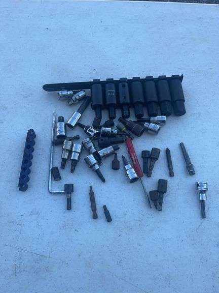 Socket and Bit Set with Holders
