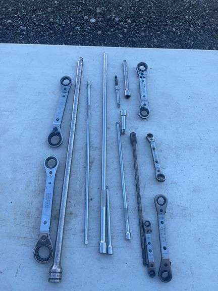 Ratchet Wrenches and Extension Bars