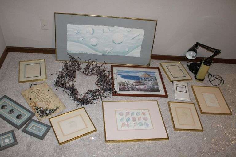 Wall Décor & Artwork