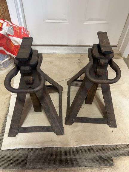 Heavy-Duty Steel Adjustable Jack Stands