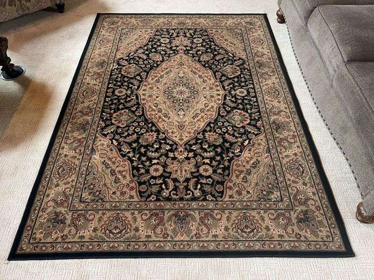 "Shaw Living" 5'x7' Area Rug