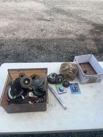 Metalworking Tools and Accessories Including Grinding Discs, Brushes, and Fittings