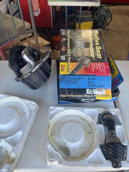 4.30 Gear Ratio Ring and Pinion Set with Components