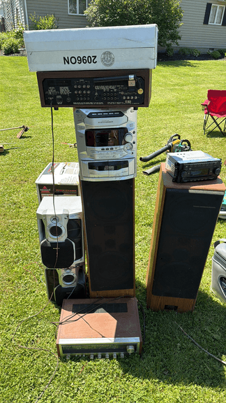 Stereo System with Speakers