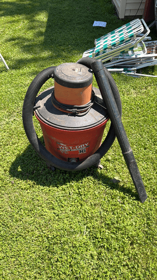 16 Gallon Wet-Dry Vacuum