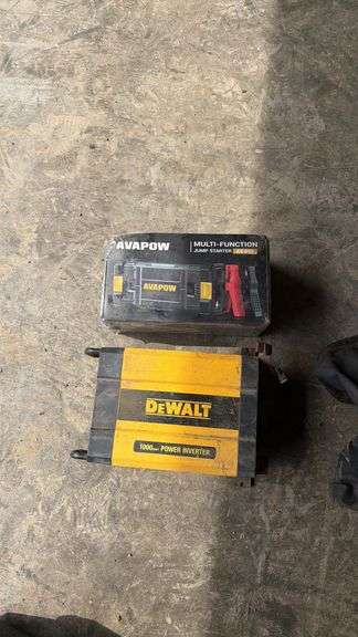 AVAPOW Jump Starter & DEWALT Inverter