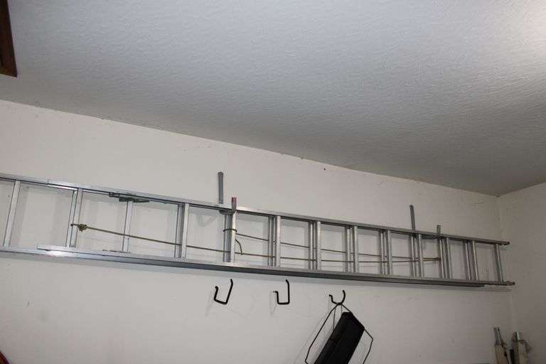 24 Foot Aluminum Extension Ladder