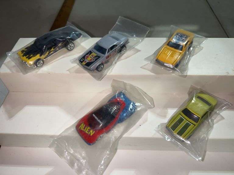 5 Assorted Hot Wheels Sweepstakes Revealer Cars