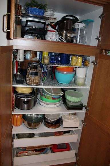 Kitchen Cabinet Contents