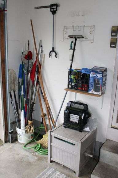 Utility Pump & Cleaning Tools