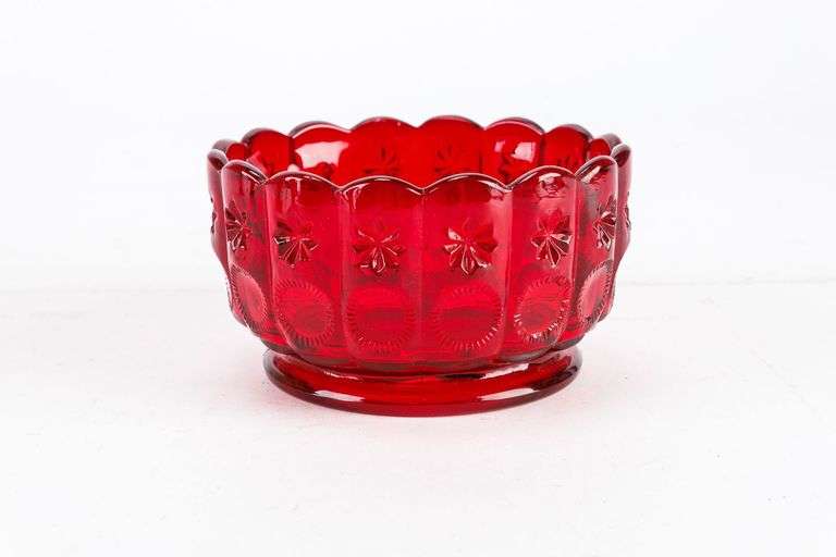 A Vintage L.E. Smith Moon & Stars Ruby Red Cadmium Glow Bowl.