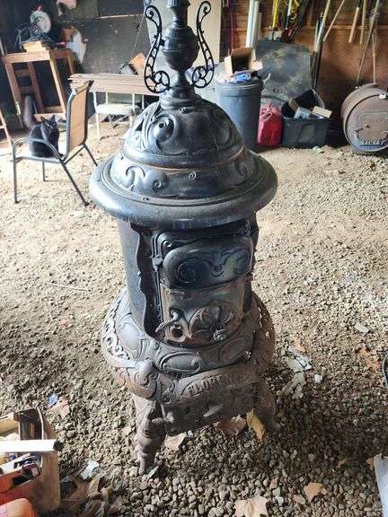Vintage Florence Pot Belly Stove No.25 C. Emrich Columbus, Oh