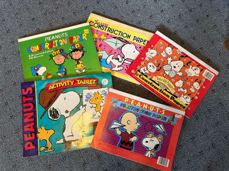 Lot of 5 Peanuts Snoopy Construction Activity Pads