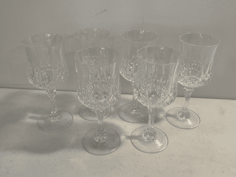 Appears to be Cristal d'Arques Longchamp Crystal Wine Glasses – 6 Pieces