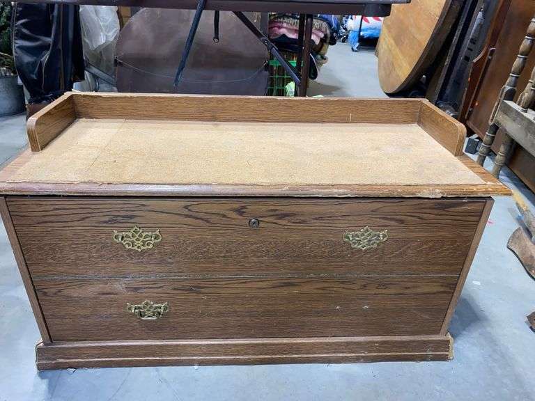 Blanket Trunk