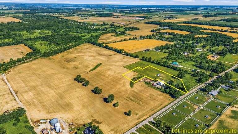 TRACT 6 - 4.922 ± acres