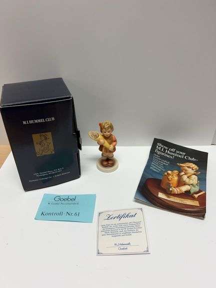 Goebel M.I. Hummel Club Figurine 1993/94 "A Sweet Offering" Hum 549/3/0 with Box & COA 3.5" Tall #14