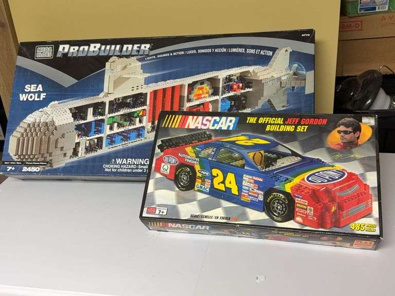 Mega Bloks ProBuilder Sea Wolf Submarine & Jeff Gordon NASCAR Building Sets