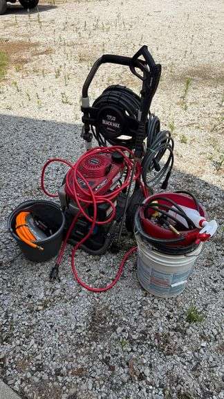 Black Max Honda Gas Pressure Washer with Accessories