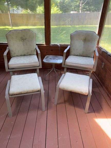 Patio Swivel Chairs, Ottomans & Side Table