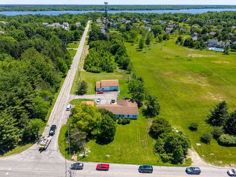 3440 Hollenback Road, Lewis Center, Ohio 43035 - Reserve: $200,000