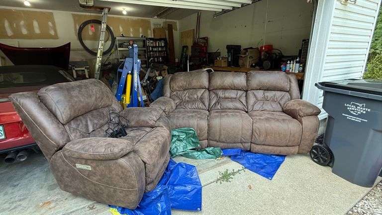 Power Reclining Sofa & Power Recliner