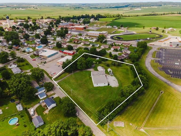 326 East Main Street, Amanda, Ohio 43102