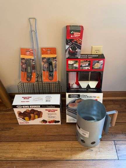 Grilling & Kitchen Accessories Lot