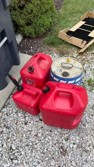 Gas Cans & Vintage Metal Fuel Can