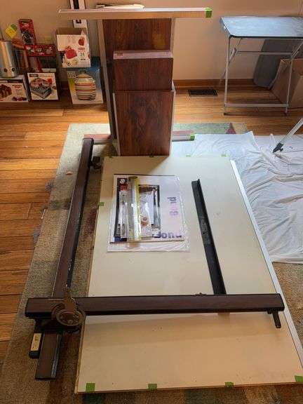 Alvin Professional Drafting Table