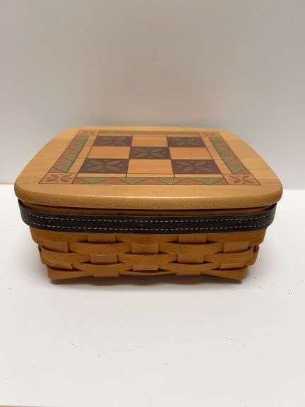 Longaberger 2001 Handwoven Basket Tic Tac Toe Set With Lid, Insert, and Game Pieces, 8" Square, USA 