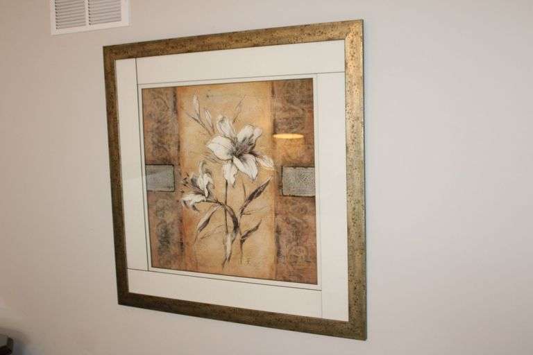 Lilies Floral Print