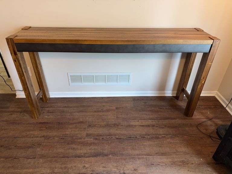 Ashley Furniture Torjin Counter Height Dining Table