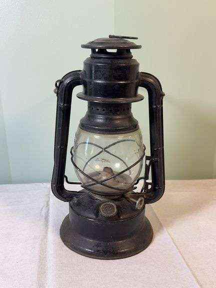 Dietz Barn Lantern