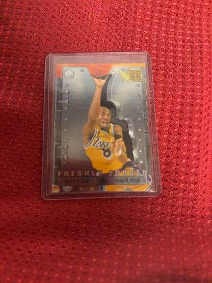 Kobe Bryant Sports Card